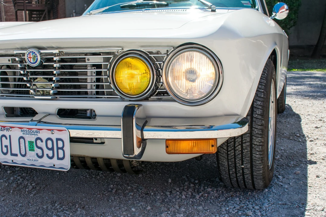 1974 Alfa Romeo 2000 GT Veloce - Image 12 of 31