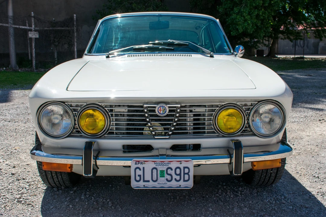 1974 Alfa Romeo 2000 GT Veloce - Image 3 of 31