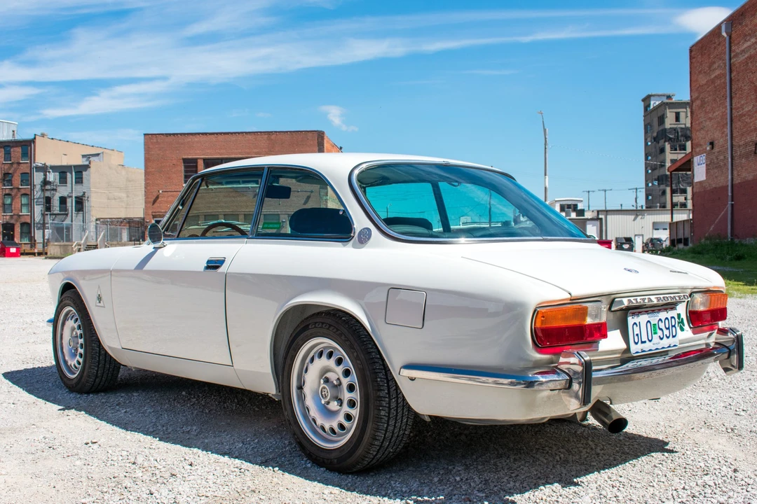 1974 Alfa Romeo 2000 GT Veloce - Image 9 of 31