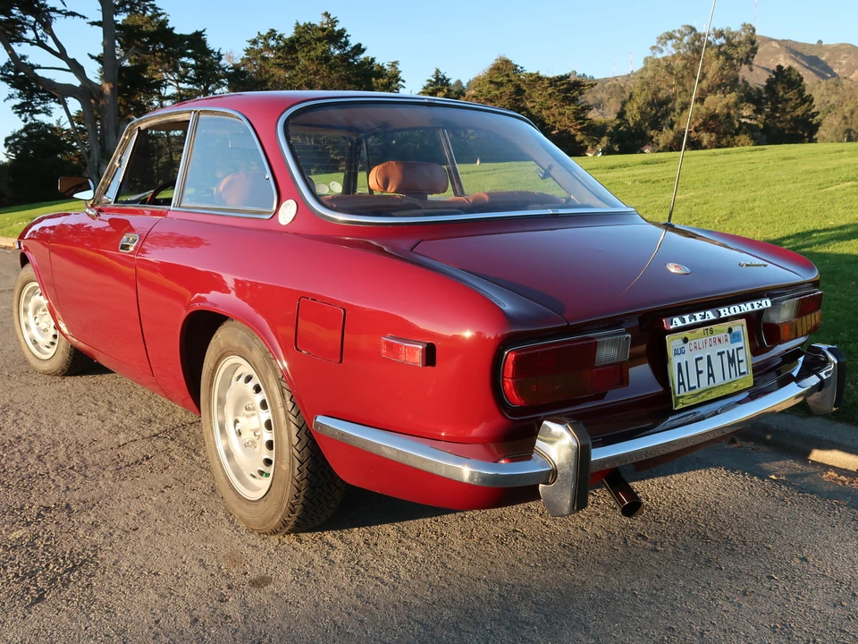 1974 Alfa Romeo 2000 GT Veloce - Image 21 of 31