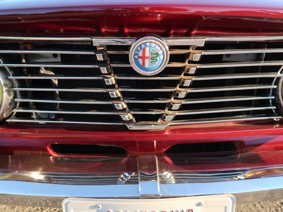 1974 Alfa Romeo 2000 GT Veloce - Image 23 of 31