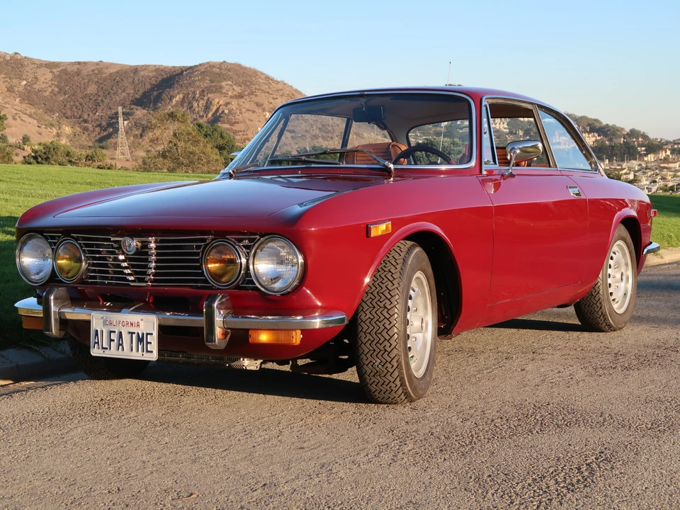 1974 Alfa Romeo 2000 GT Veloce - Image 19 of 31