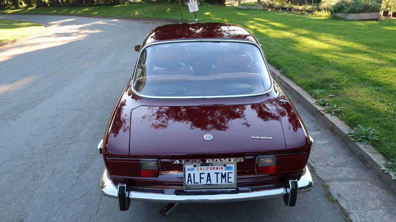 1974 Alfa Romeo 2000 GT Veloce - Image 11 of 31