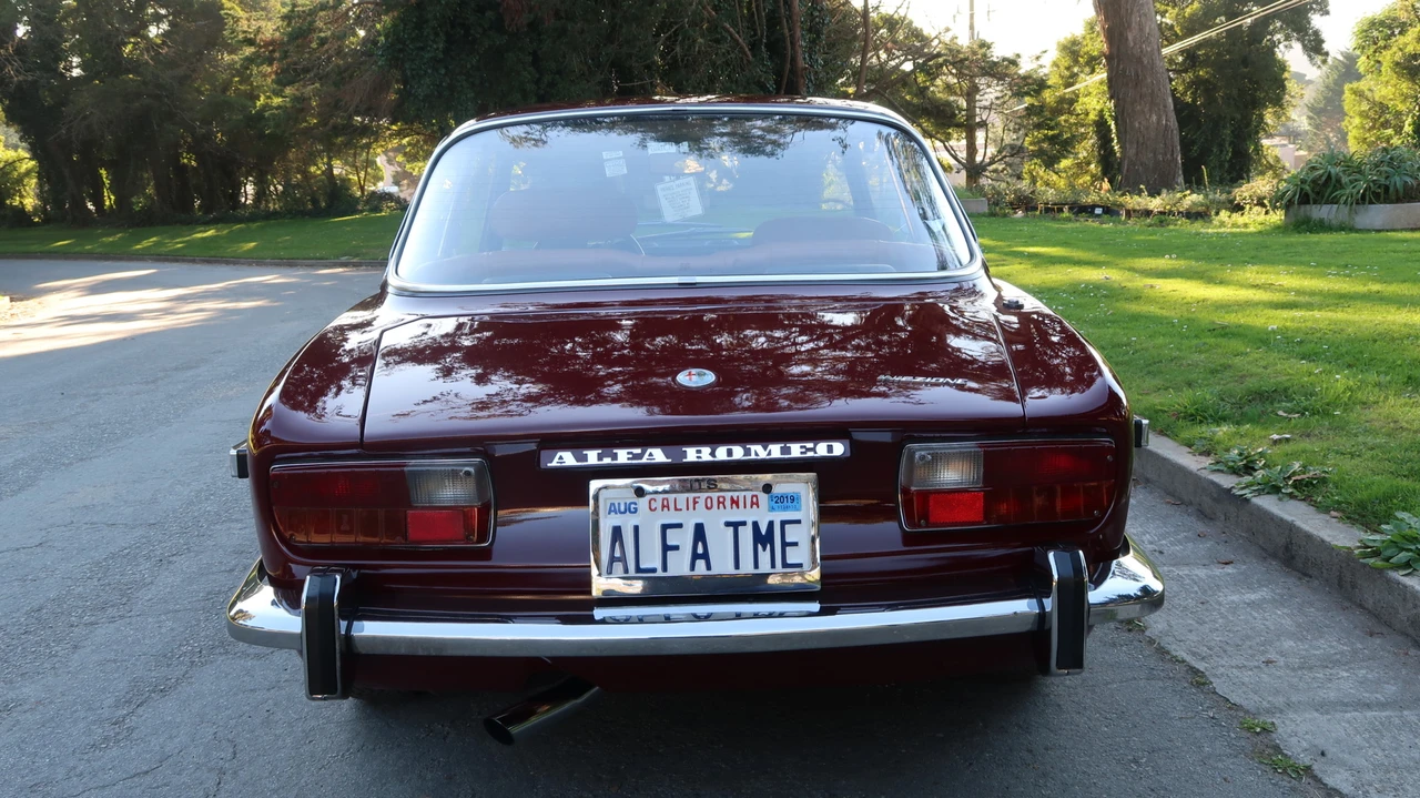 1974 Alfa Romeo 2000 GT Veloce - Image 10 of 31