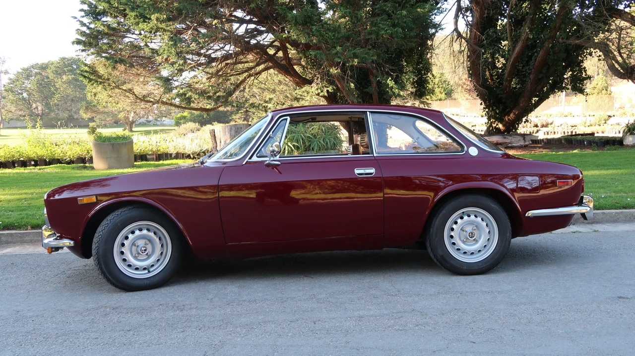 1974 Alfa Romeo 2000 GT Veloce - Image 6 of 31