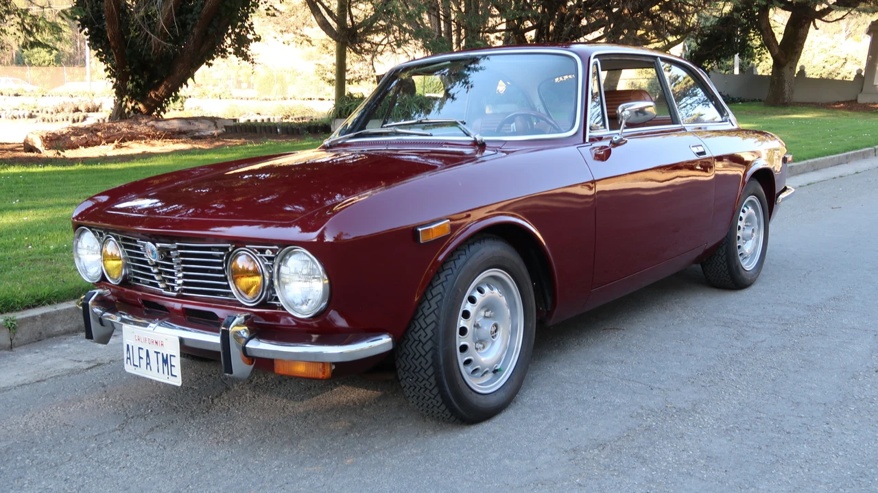1974 Alfa Romeo 2000 GT Veloce - Image 5 of 31