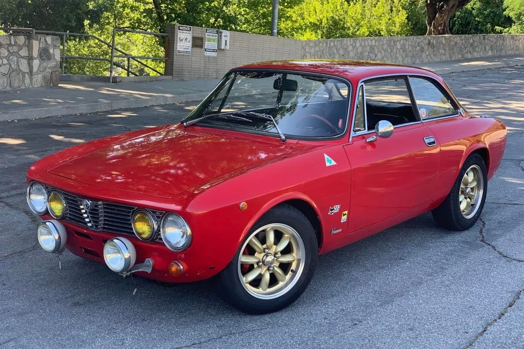 1974 Alfa Romeo 2000 GT Veloce - Image 28 of 31