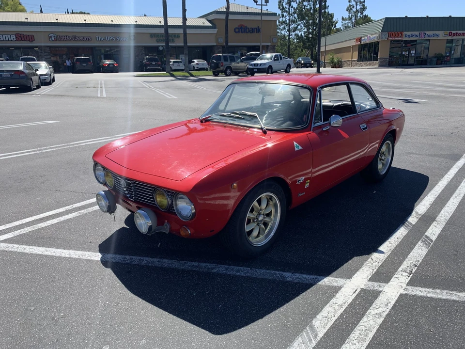 1974 Alfa Romeo 2000 GT Veloce - Image 24 of 31