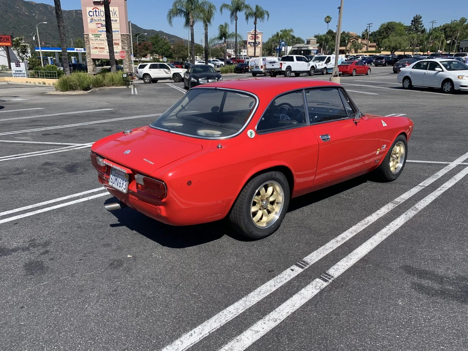 1974 Alfa Romeo 2000 GT Veloce - Image 19 of 31