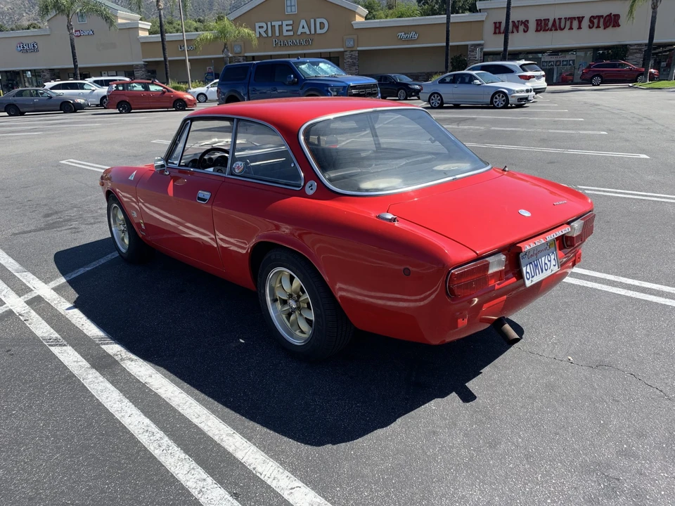 1974 Alfa Romeo 2000 GT Veloce - Image 22 of 31