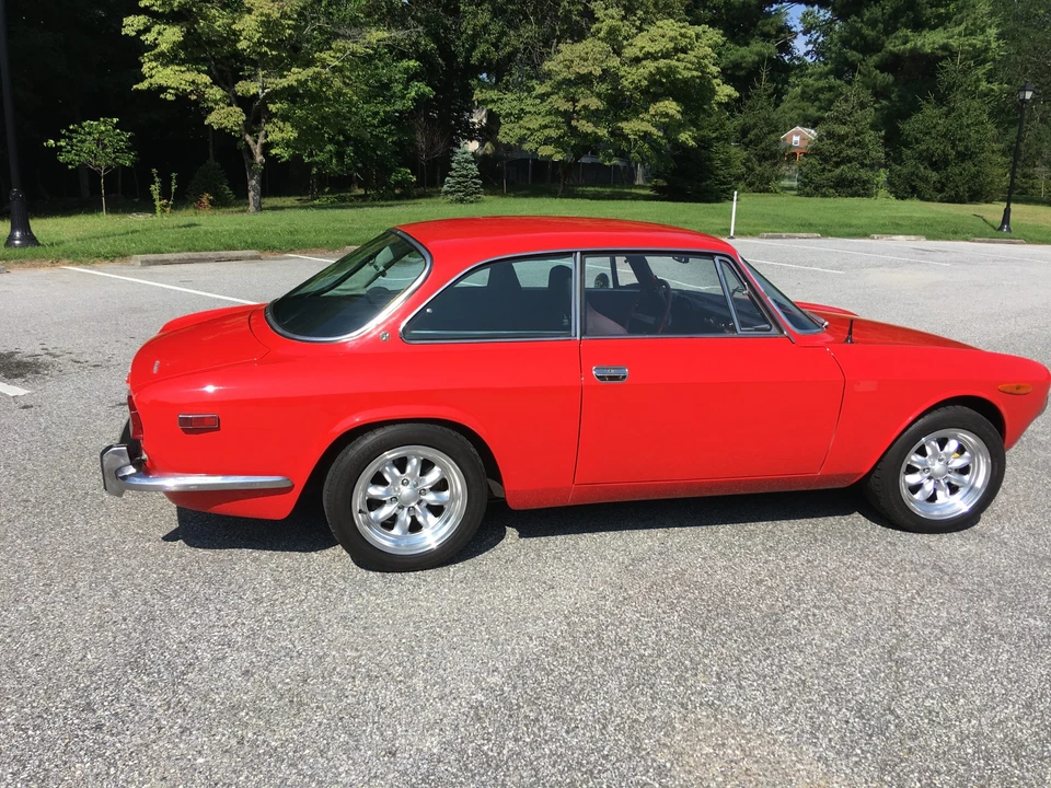 1974 Alfa Romeo 2000 GT Veloce - Image 15 of 31