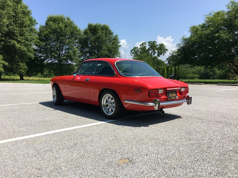 1974 Alfa Romeo 2000 GT Veloce - Image 11 of 31