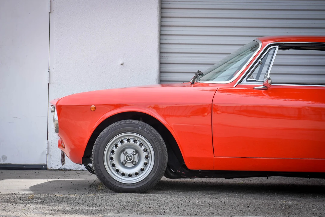 1974 Alfa Romeo 2000 GT Veloce - Image 15 of 31