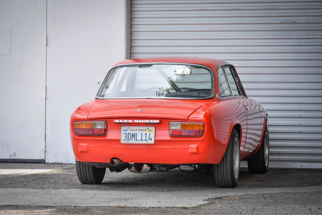 1974 Alfa Romeo 2000 GT Veloce - Image 5 of 31