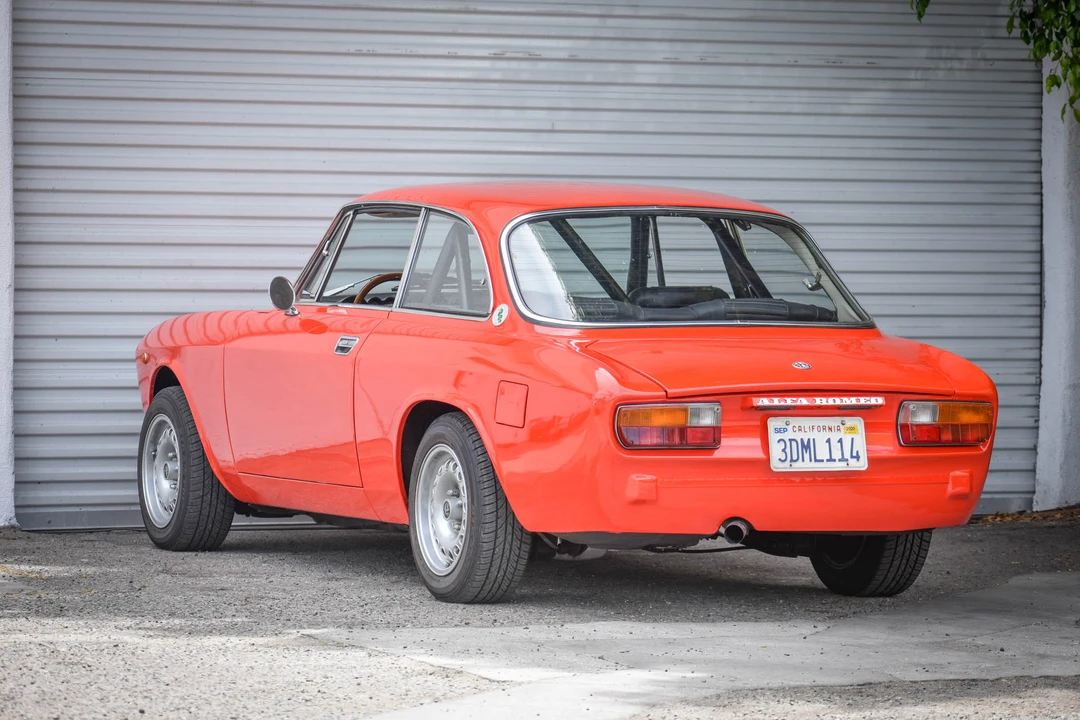 1974 Alfa Romeo 2000 GT Veloce - Image 7 of 31