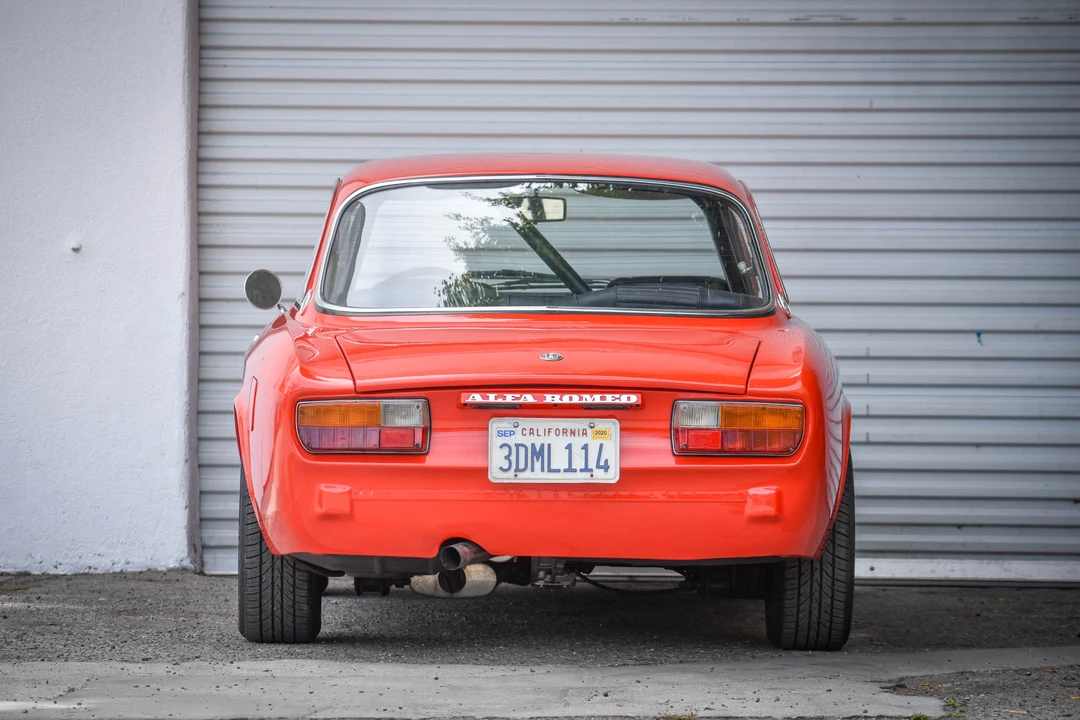 1974 Alfa Romeo 2000 GT Veloce - Image 6 of 31