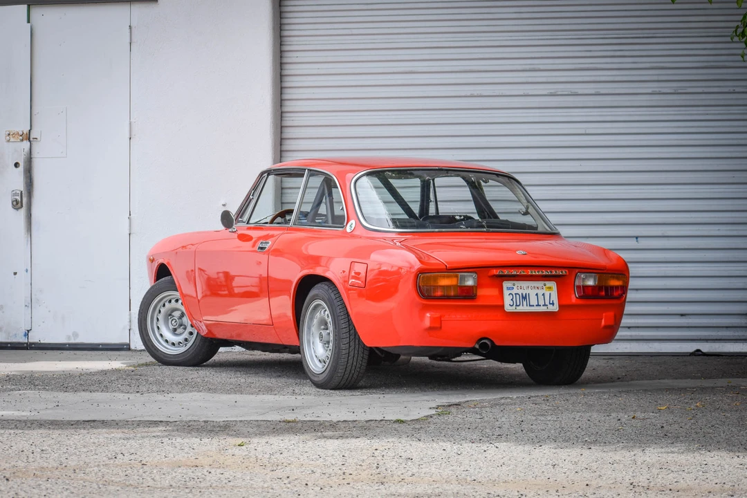 1974 Alfa Romeo 2000 GT Veloce - Image 8 of 31