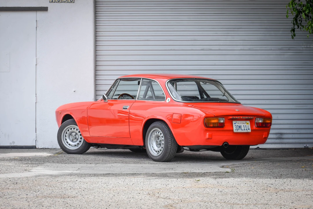 1974 Alfa Romeo 2000 GT Veloce - Image 9 of 31