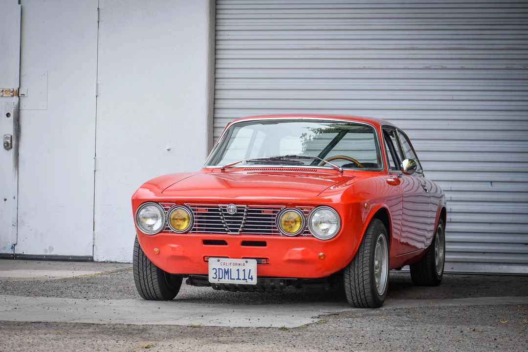 1974 Alfa Romeo 2000 GT Veloce - Image 11 of 31