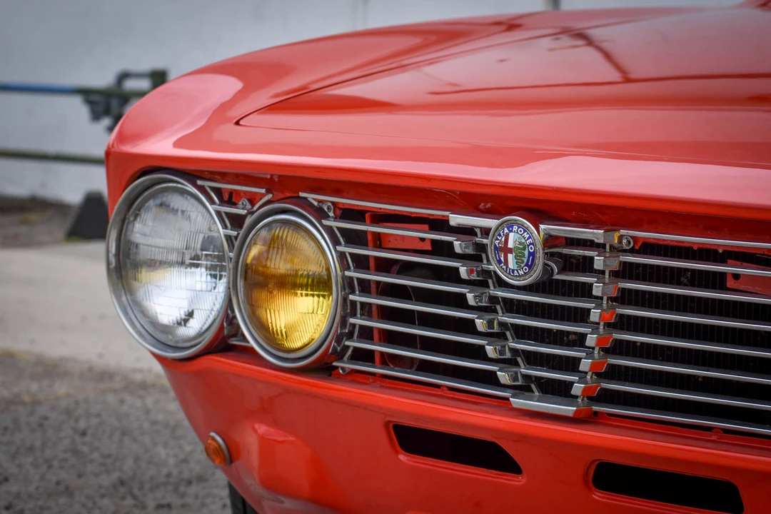 1974 Alfa Romeo 2000 GT Veloce - Image 18 of 31