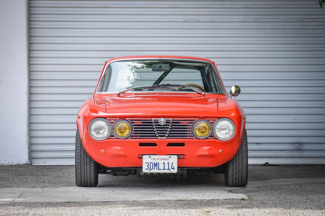 1974 Alfa Romeo 2000 GT Veloce - Image 12 of 31