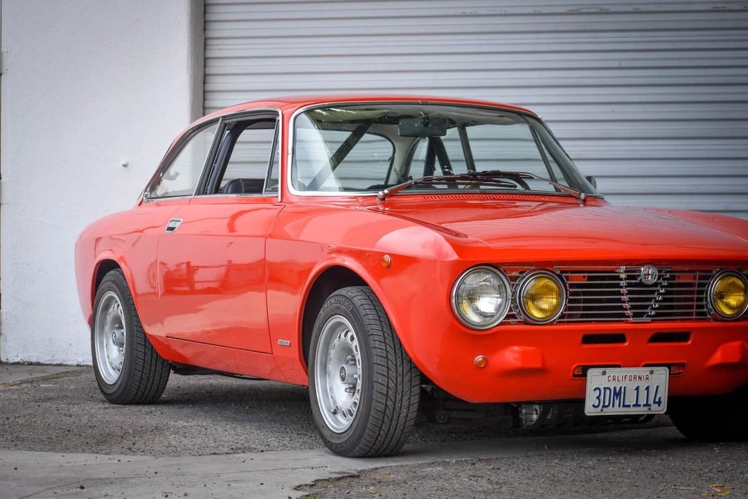 1974 Alfa Romeo 2000 GT Veloce - Image 25 of 31