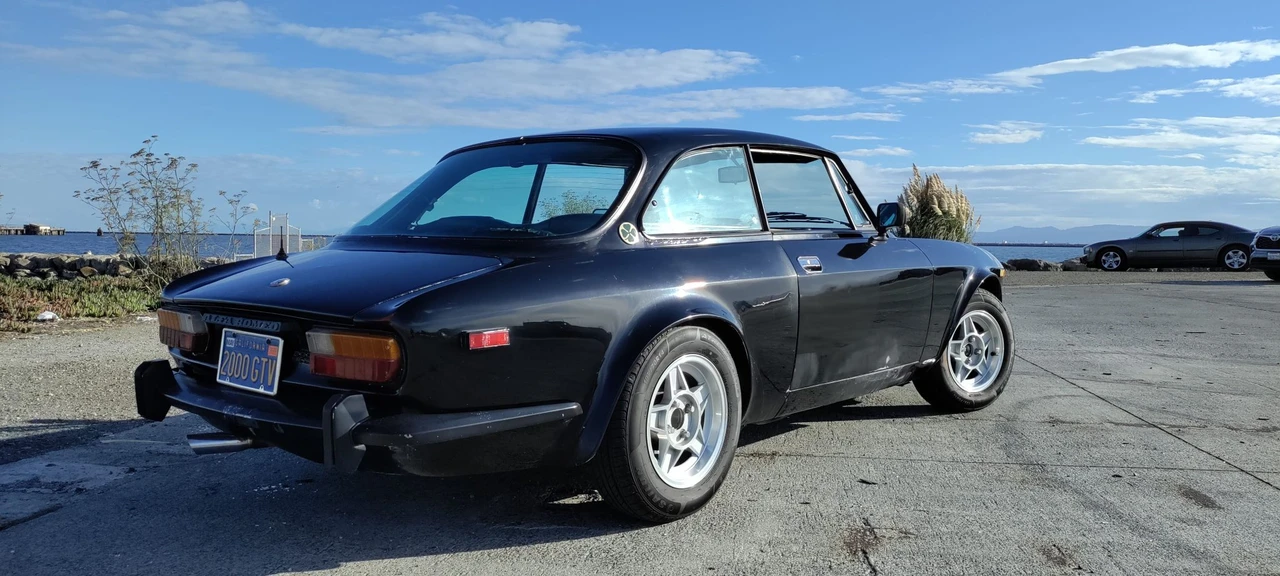 1974 Alfa Romeo 2000 GT Veloce - Image 14 of 31