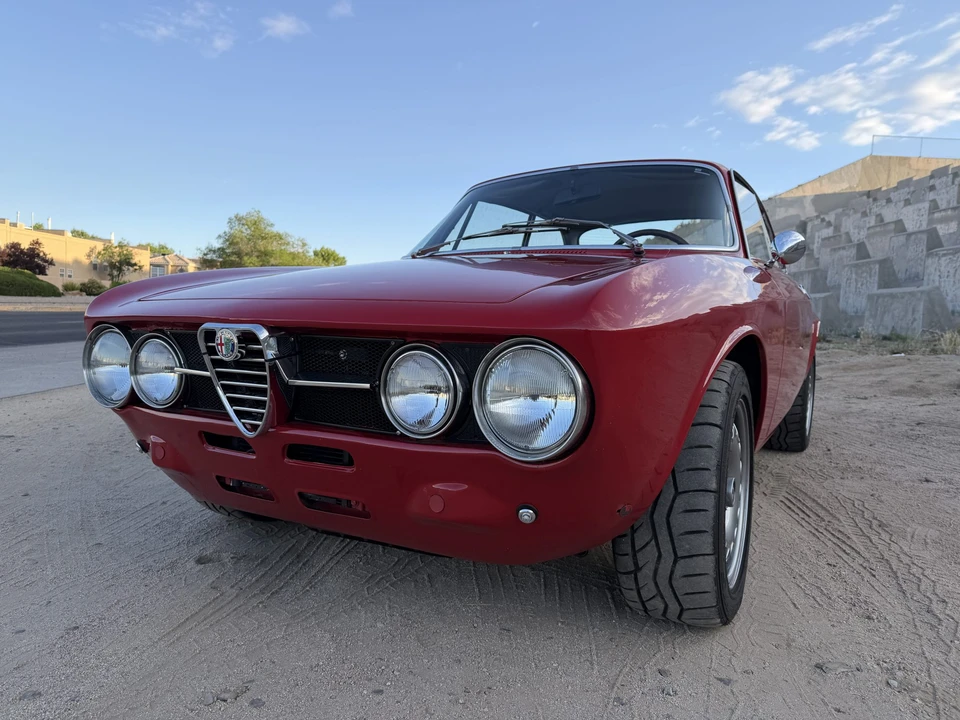 1974 Alfa Romeo 2000 GT Veloce - Image 20 of 31
