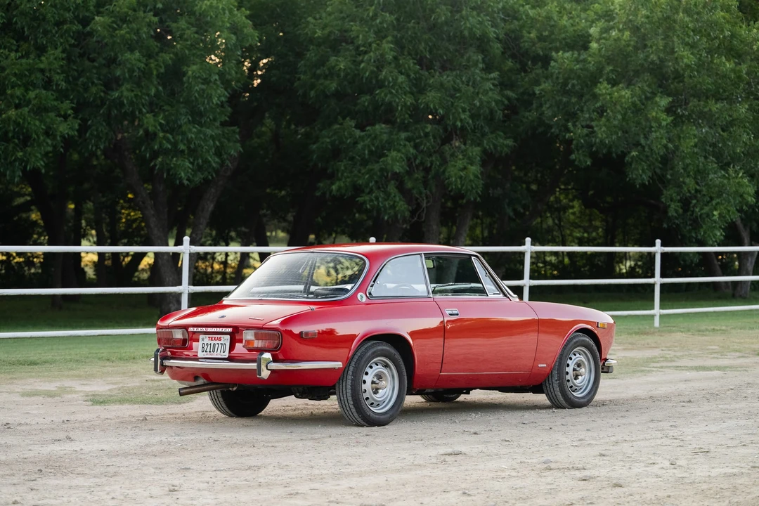 1974 Alfa Romeo 2000 GT Veloce - Image 20 of 31