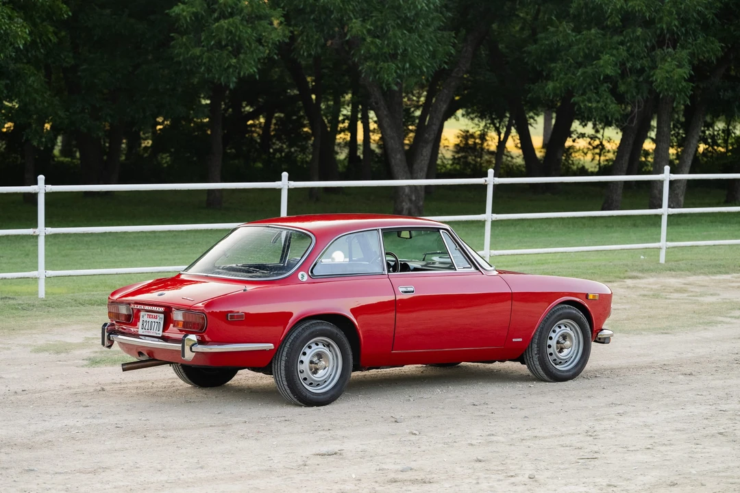 1974 Alfa Romeo 2000 GT Veloce - Image 19 of 31