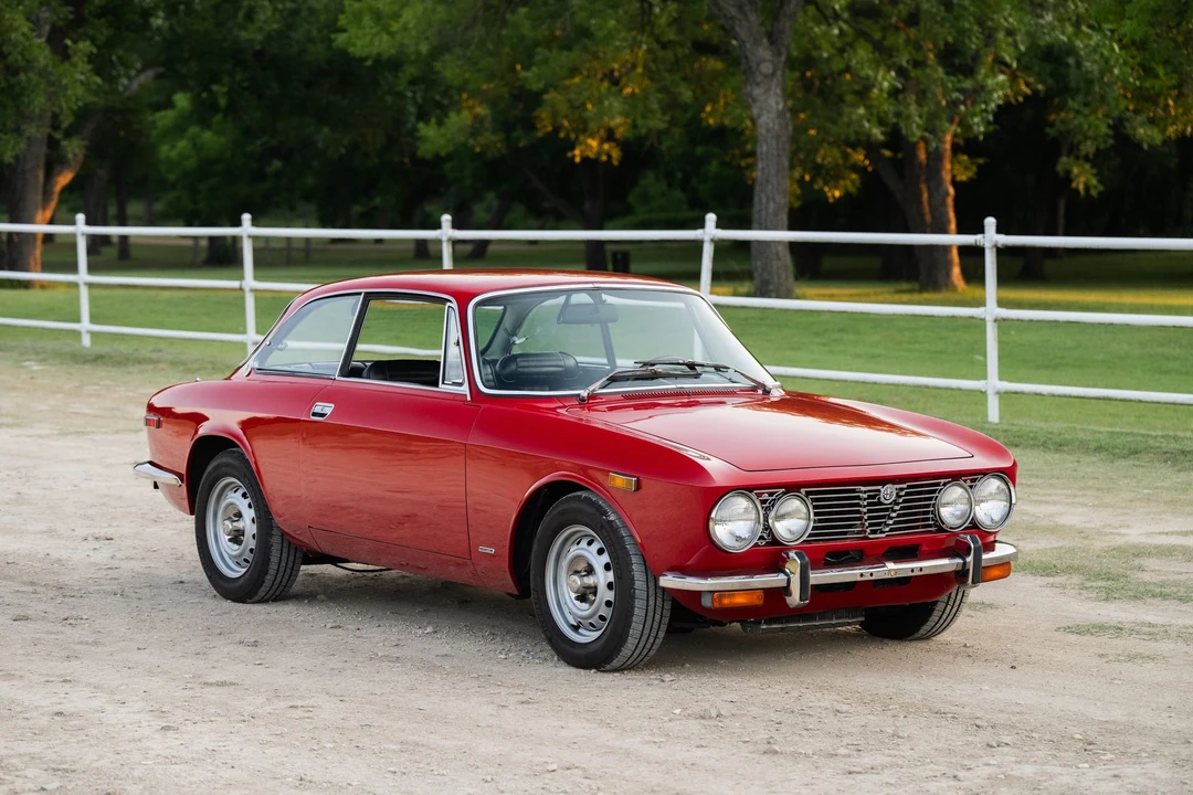 1974 Alfa Romeo 2000 GT Veloce - Image 29 of 31