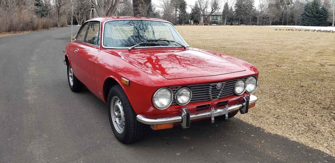1974 Alfa Romeo 2000 GT Veloce - Image 24 of 31