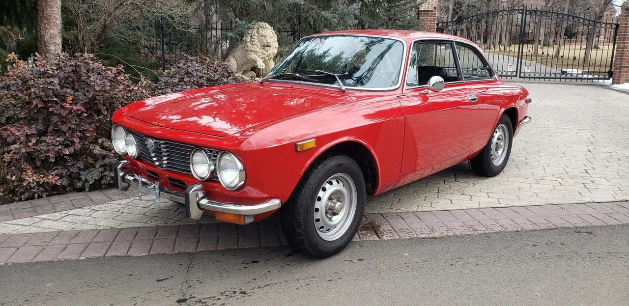1974 Alfa Romeo 2000 GT Veloce - Image 6 of 31