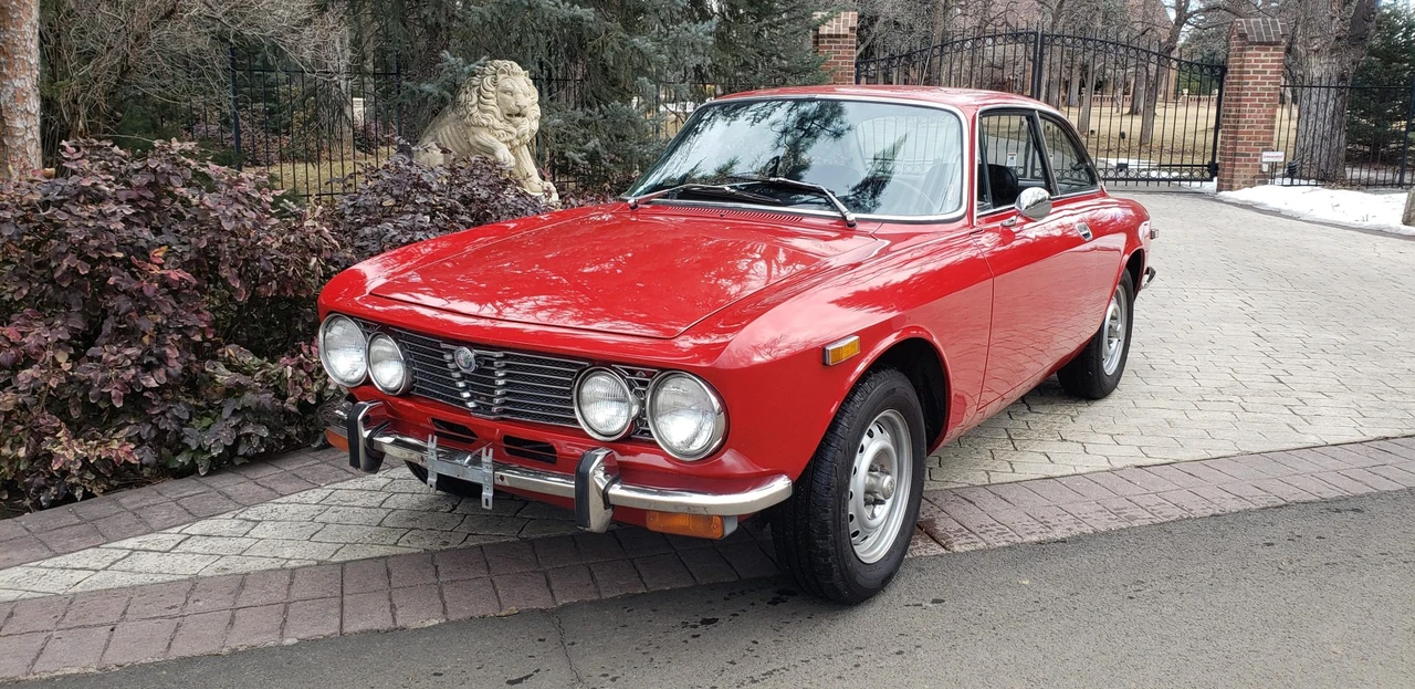 1974 Alfa Romeo 2000 GT Veloce - Image 8 of 31