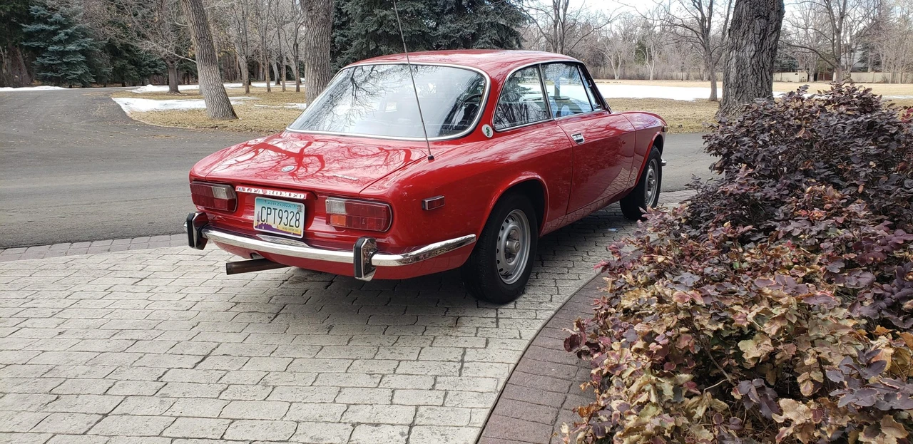 1974 Alfa Romeo 2000 GT Veloce - Image 16 of 31