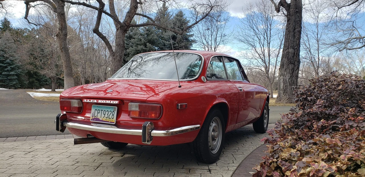 1974 Alfa Romeo 2000 GT Veloce - Image 17 of 31