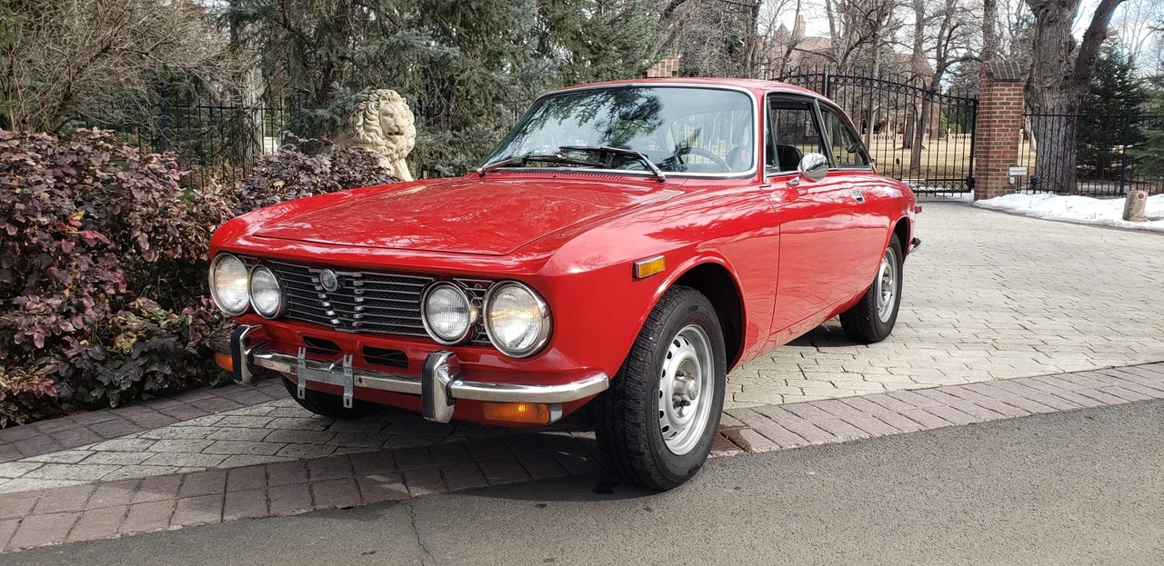 1974 Alfa Romeo 2000 GT Veloce - Image 9 of 31