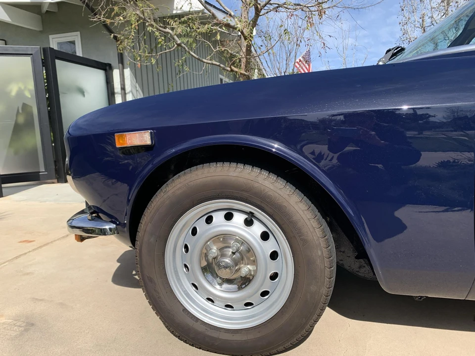 1974 Alfa Romeo 2000 GT Veloce - Image 27 of 31