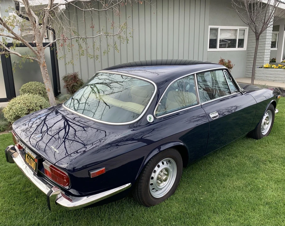 1974 Alfa Romeo 2000 GT Veloce - Image 18 of 31