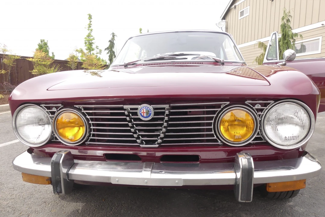 1974 Alfa Romeo 2000 GT Veloce - Image 20 of 31