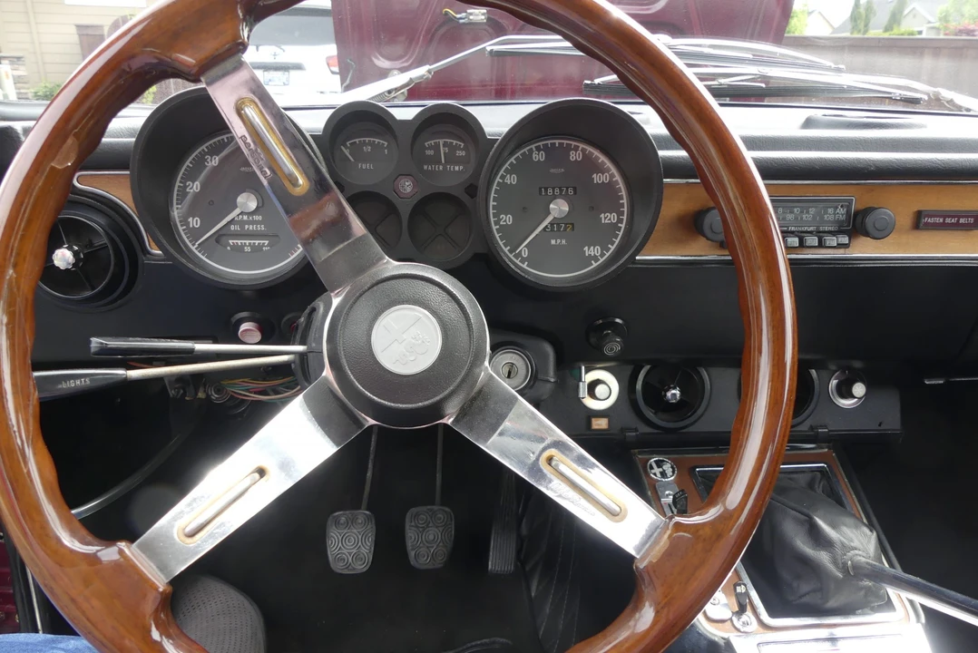1974 Alfa Romeo 2000 GT Veloce - Image 27 of 31