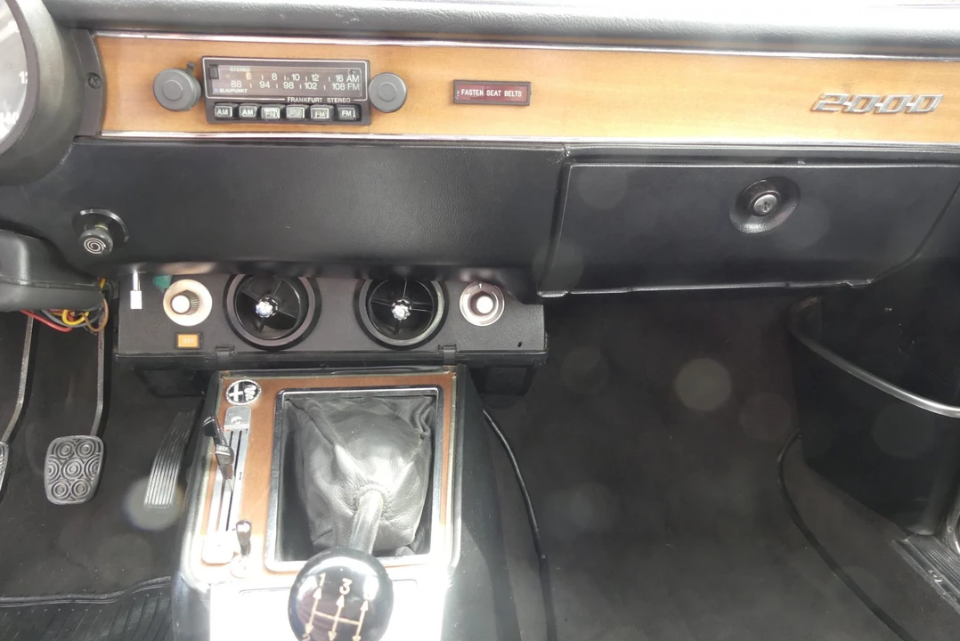 1974 Alfa Romeo 2000 GT Veloce - Image 29 of 31