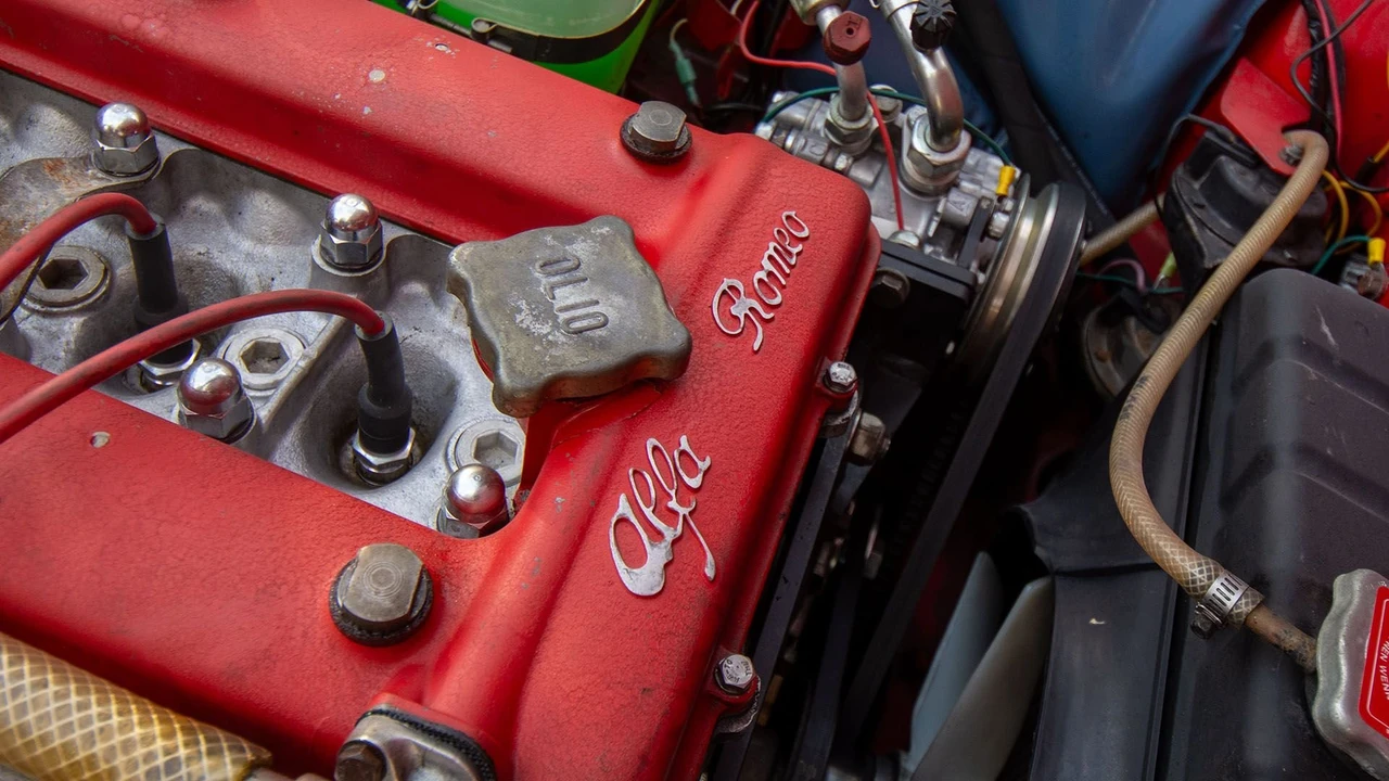 1974 Alfa Romeo Alfetta GT - Image 10 of 31