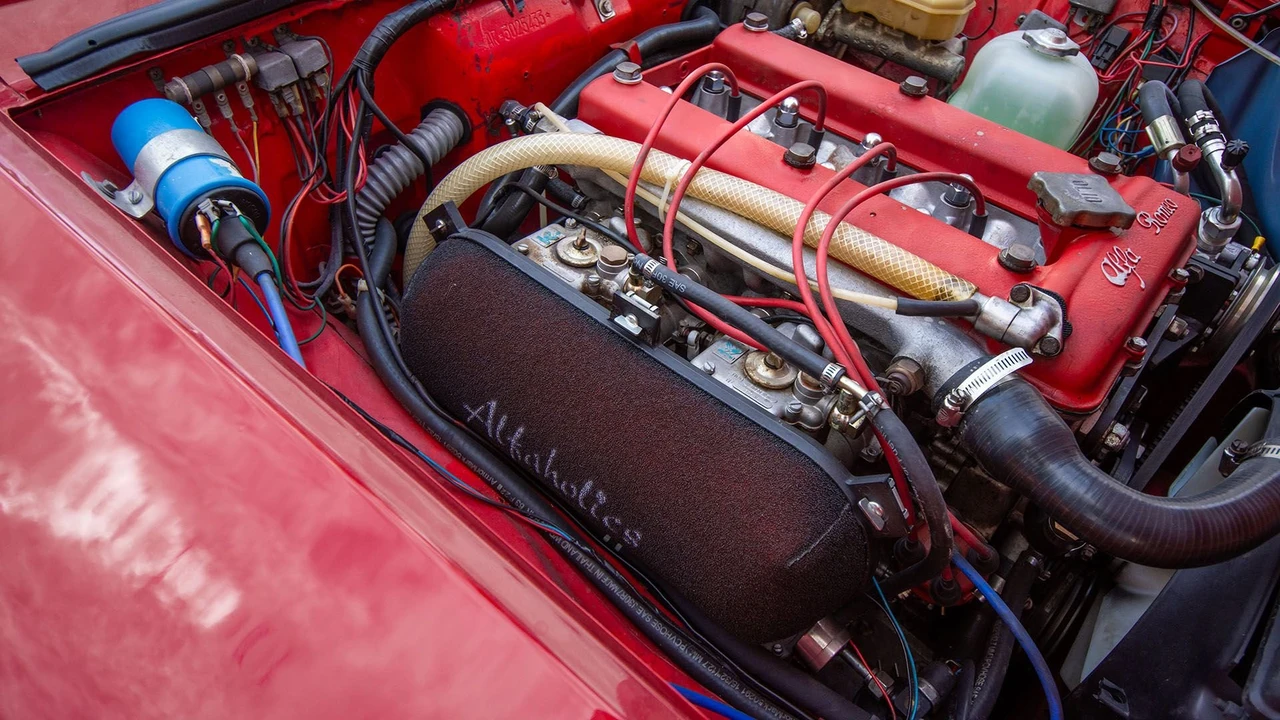 1974 Alfa Romeo Alfetta GT - Image 7 of 31