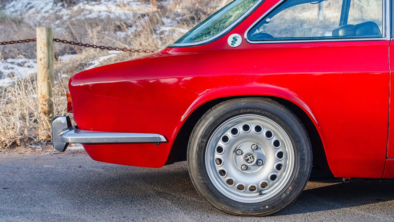 1974 Alfa Romeo Alfetta GT - Image 14 of 31