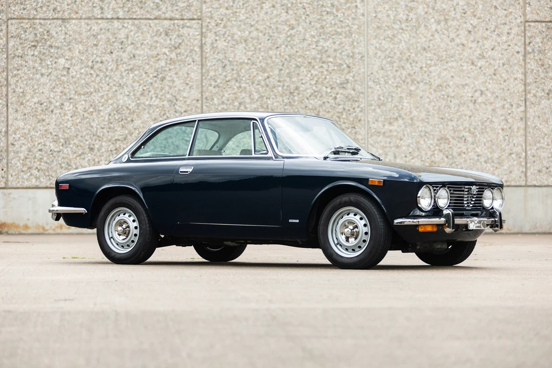 1974 Alfa Romeo 2000 GT Veloce - Image 5 of 31