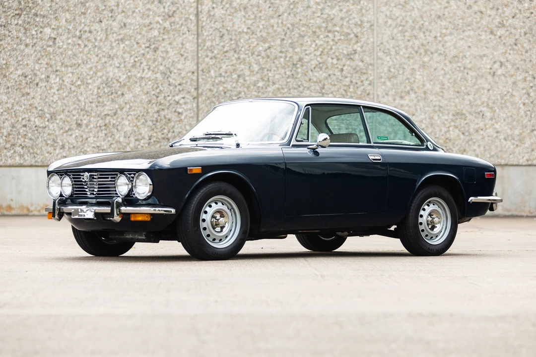 1974 Alfa Romeo 2000 GT Veloce - Image 24 of 31
