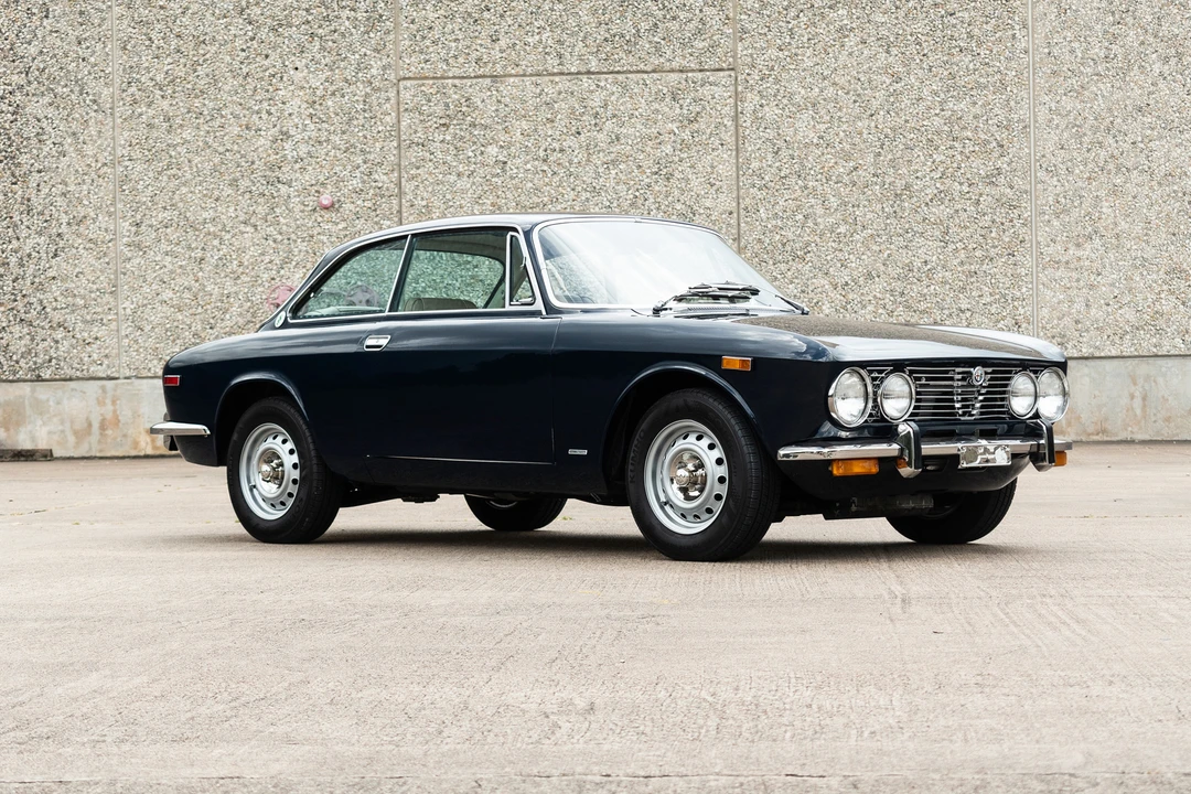 1974 Alfa Romeo 2000 GT Veloce - Image 3 of 31