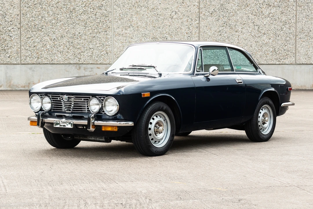 1974 Alfa Romeo 2000 GT Veloce - Image 25 of 31