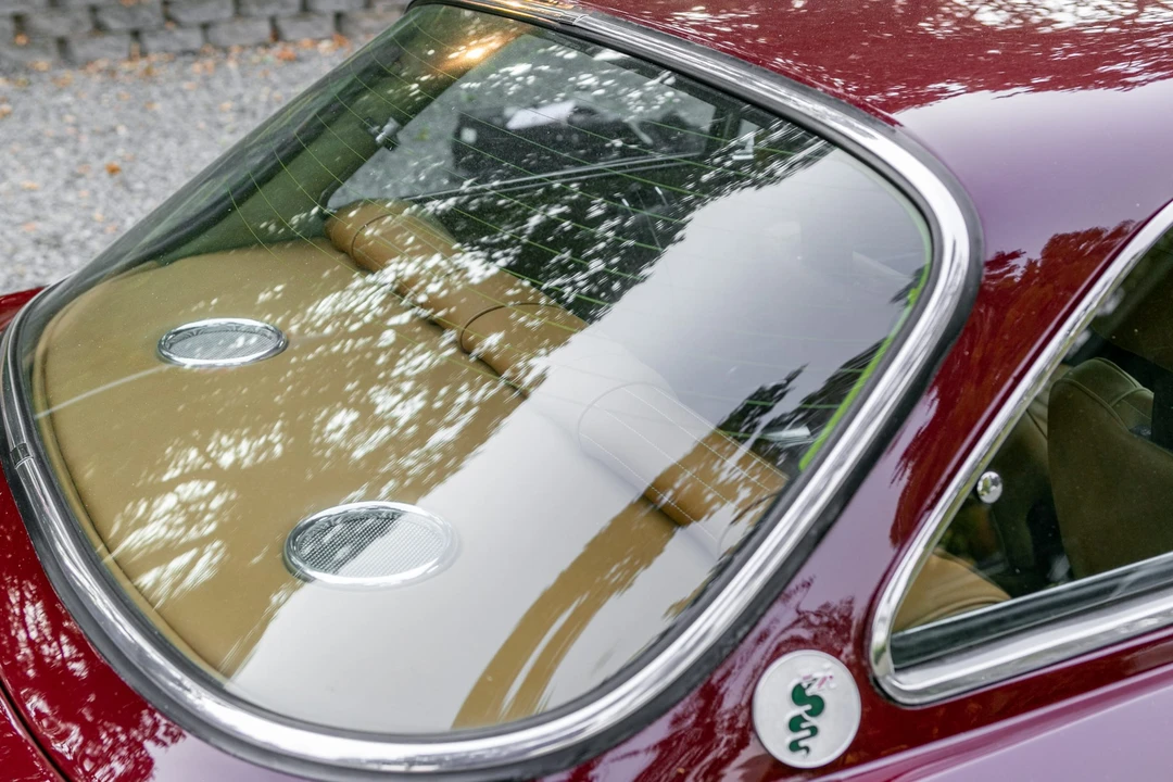 1974 Alfa Romeo 2000 GT Veloce - Image 24 of 31